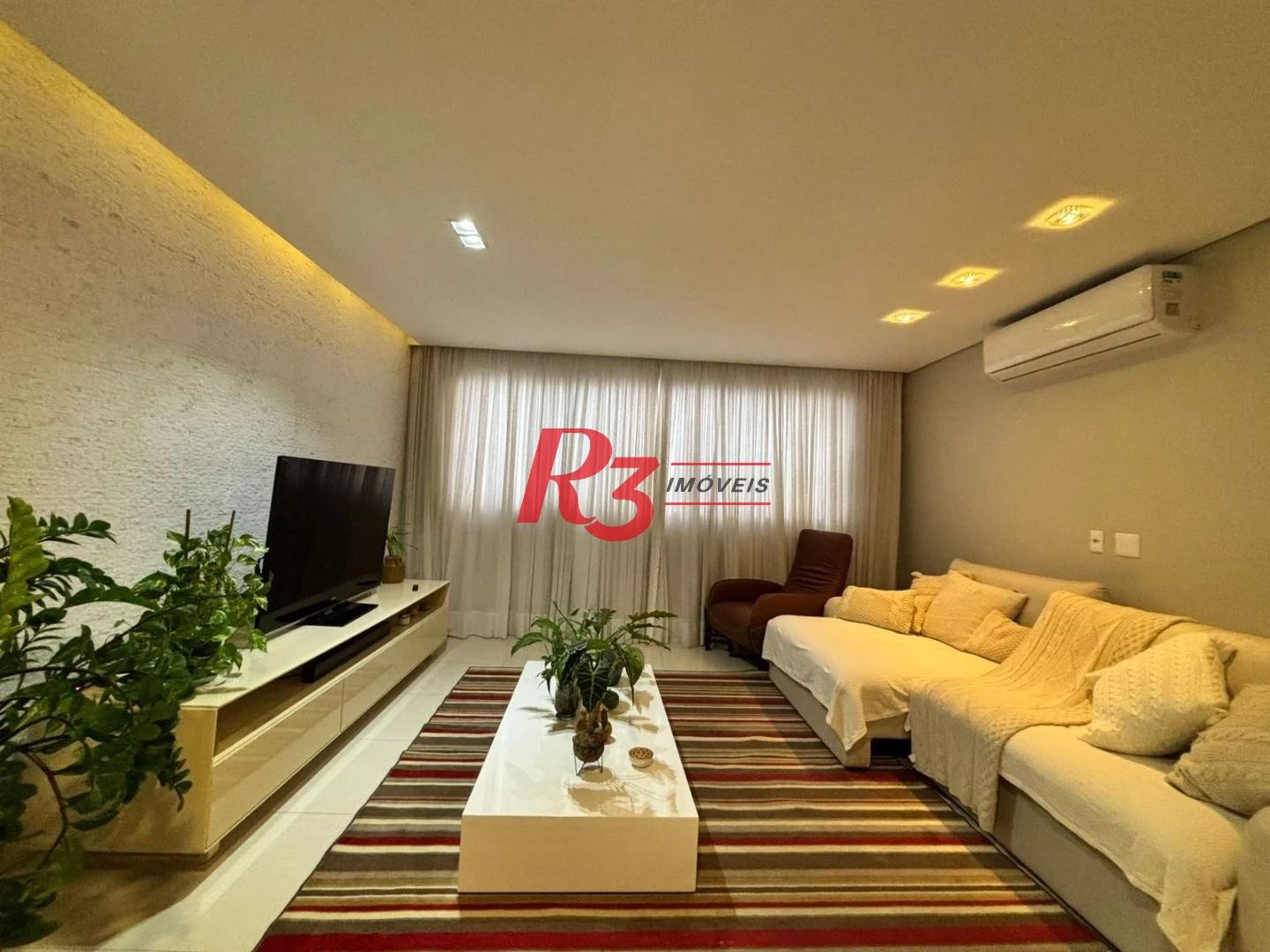 Cobertura à venda, 300 m² por R$ 3.900.000,00 - Gonzaga - Santos/SP