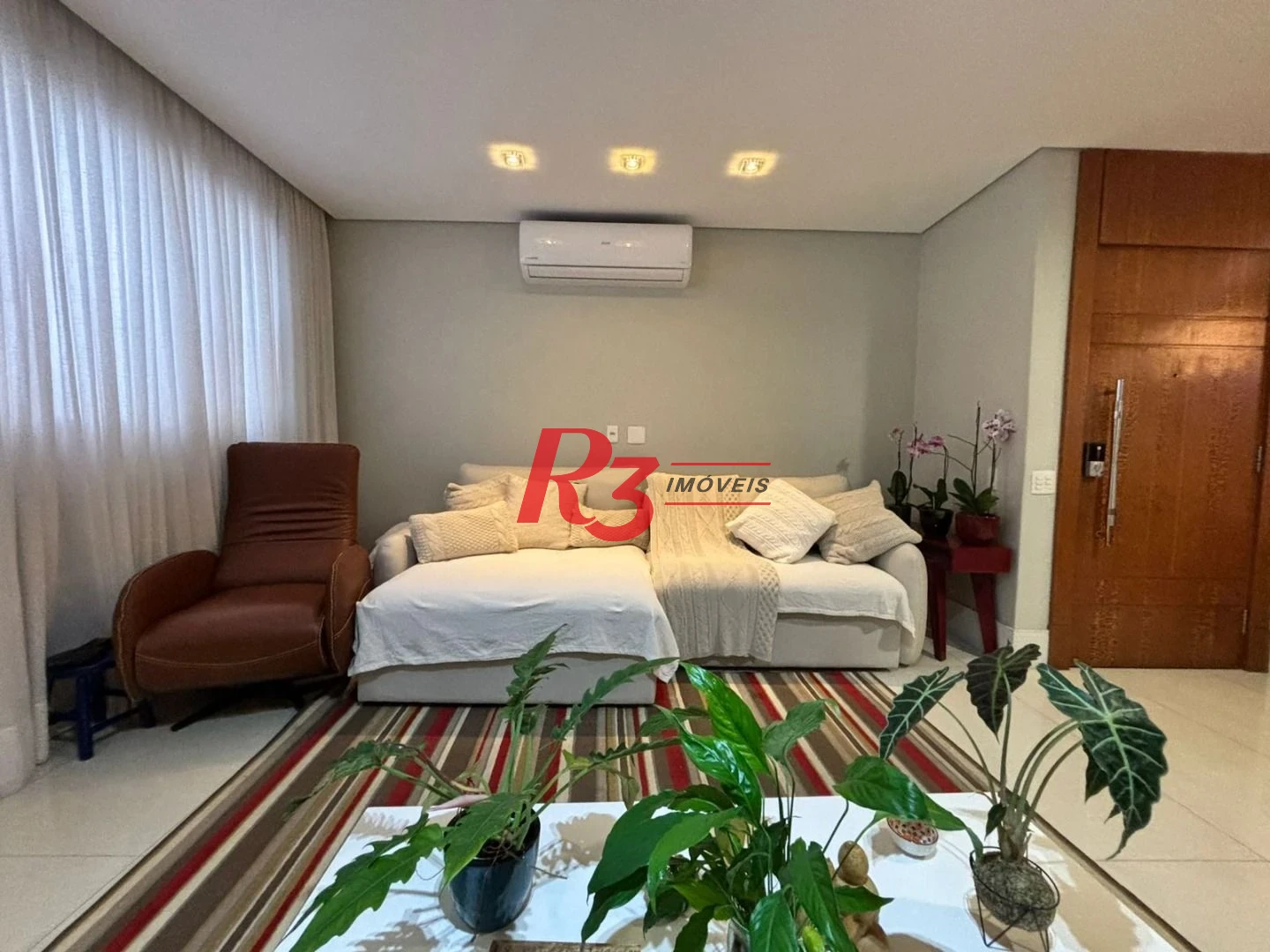 Cobertura à venda, 300 m² por R$ 3.900.000,00 - Gonzaga - Santos/SP