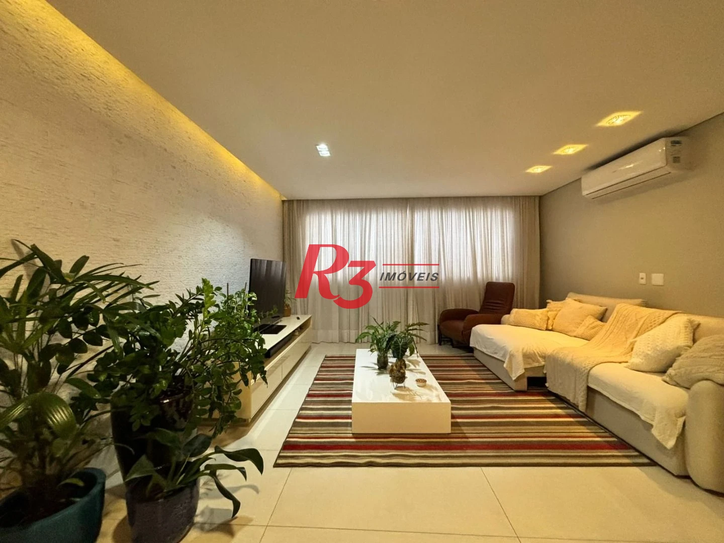 Cobertura à venda, 300 m² por R$ 3.900.000,00 - Gonzaga - Santos/SP