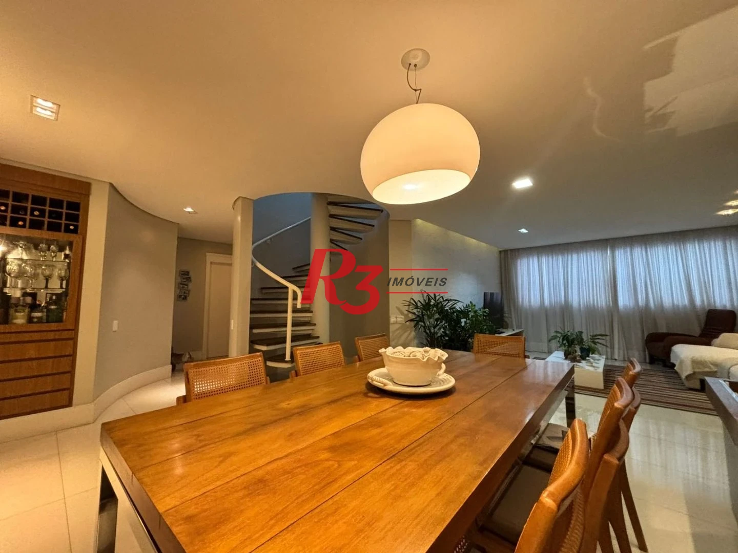 Cobertura à venda, 300 m² por R$ 3.900.000,00 - Gonzaga - Santos/SP