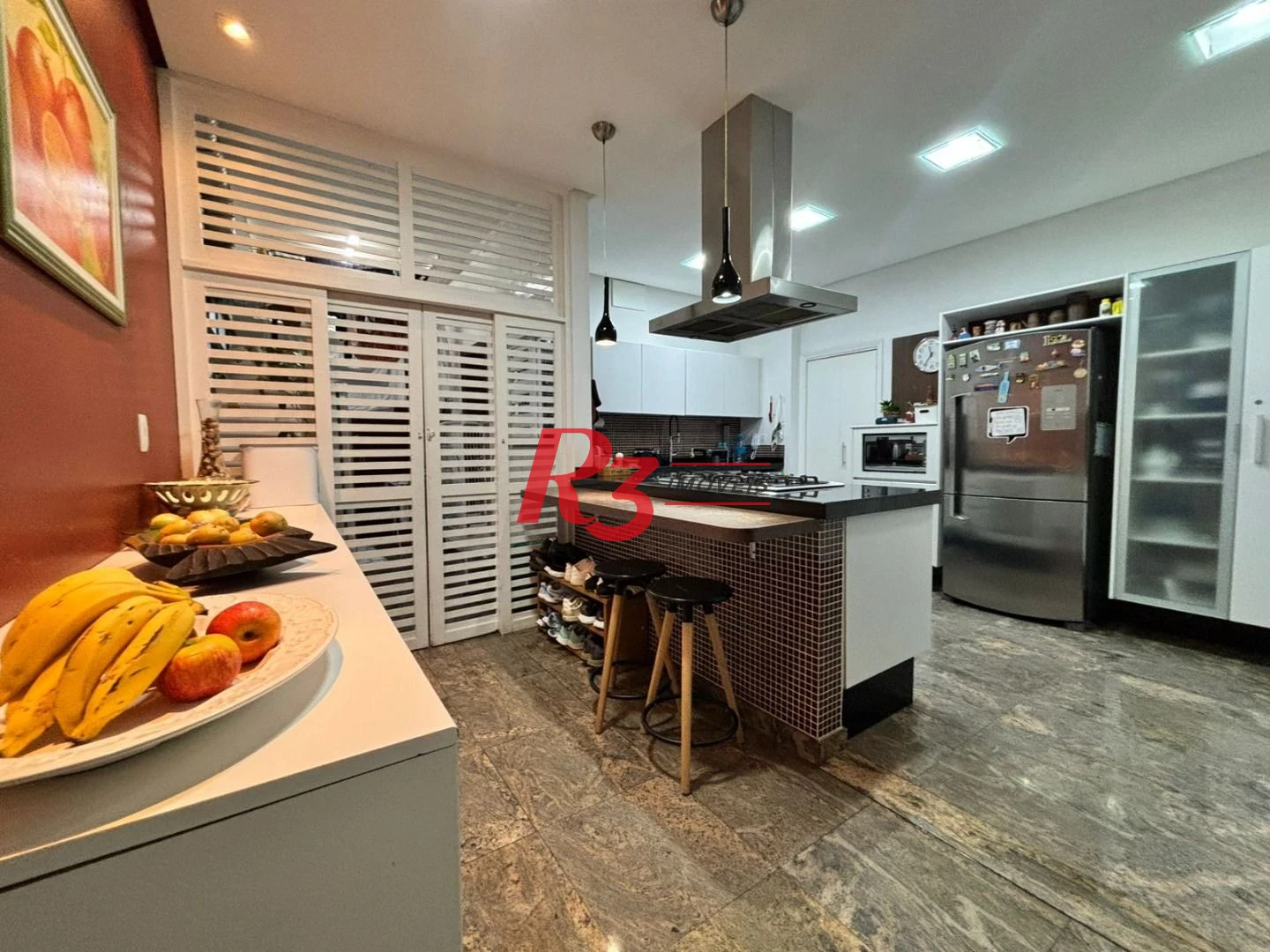 Cobertura à venda, 300 m² por R$ 3.900.000,00 - Gonzaga - Santos/SP