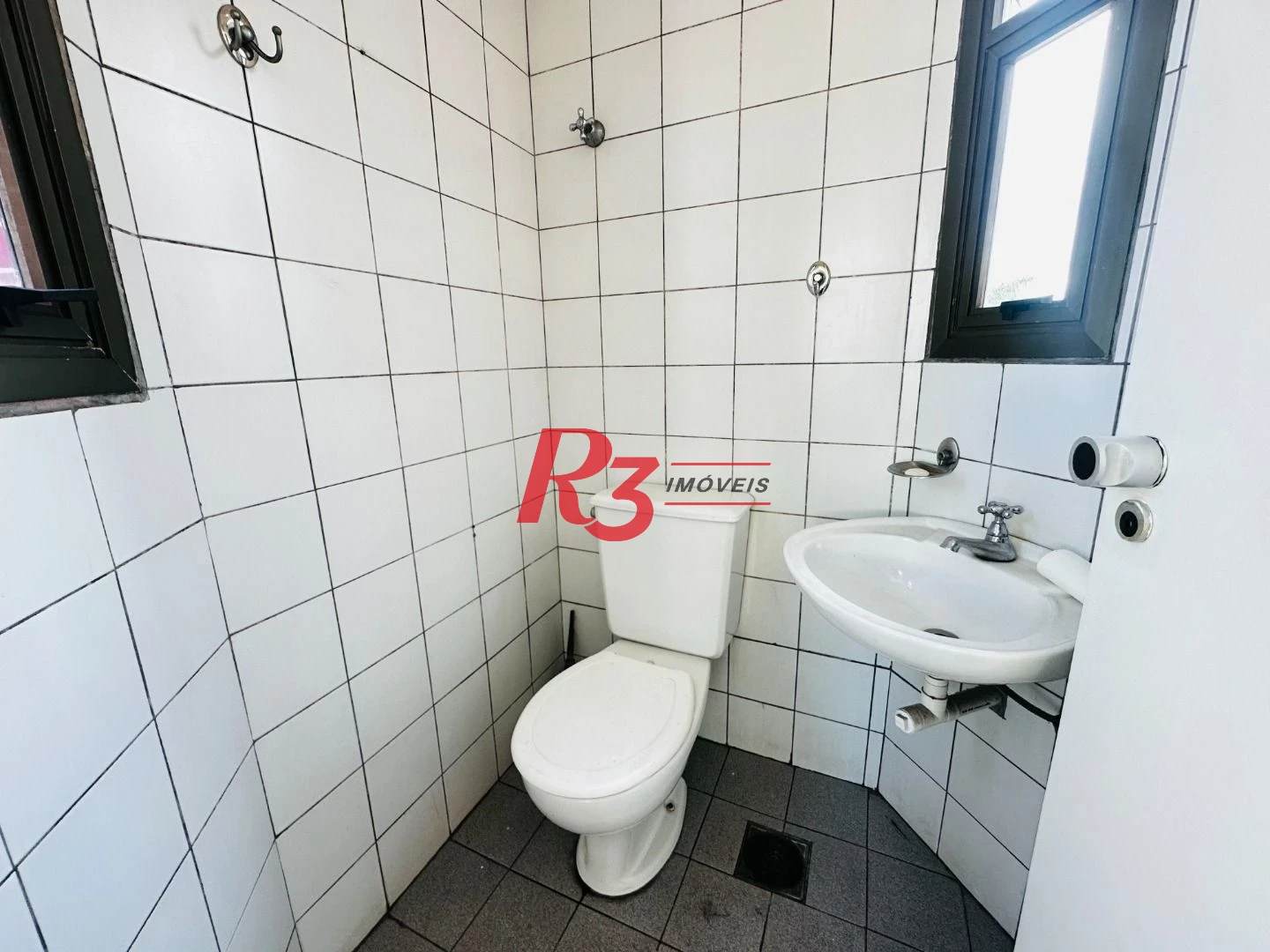 Sala à venda, 73 m² por R$ 449.000,00 - Gonzaga - Santos/SP