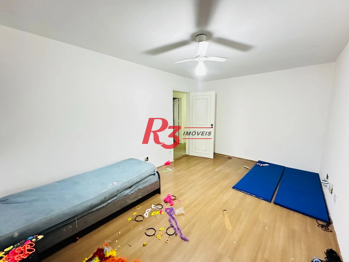Cobertura à venda, 504 m² por R$ 4.900.000,00 - Gonzaga - Santos/SP