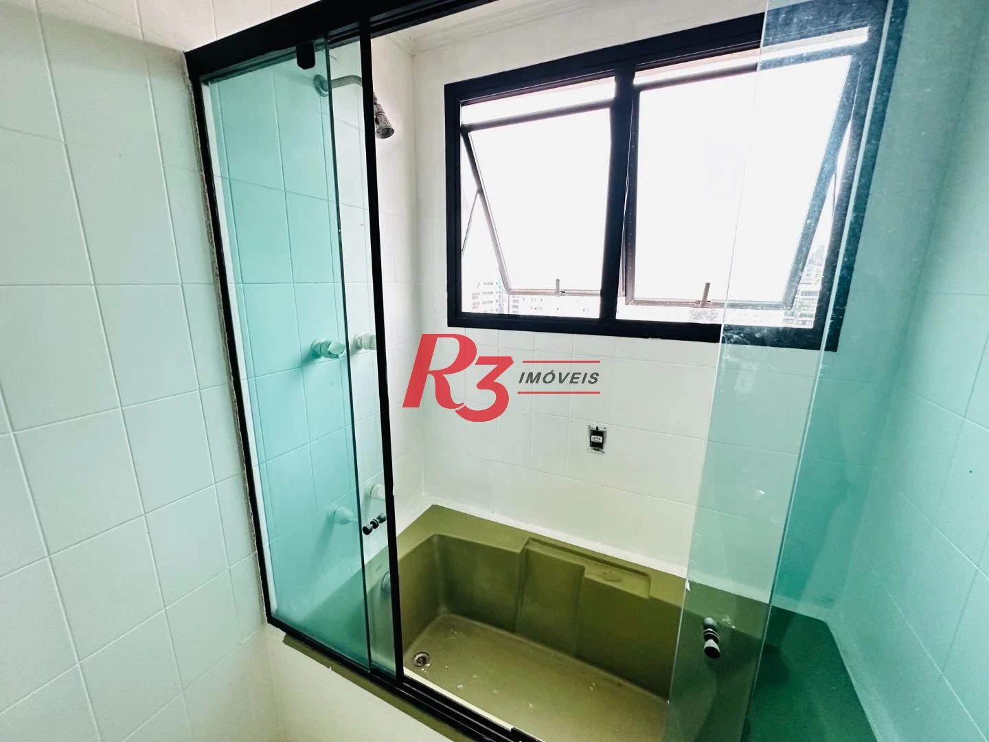 Cobertura à venda, 504 m² por R$ 4.900.000,00 - Gonzaga - Santos/SP