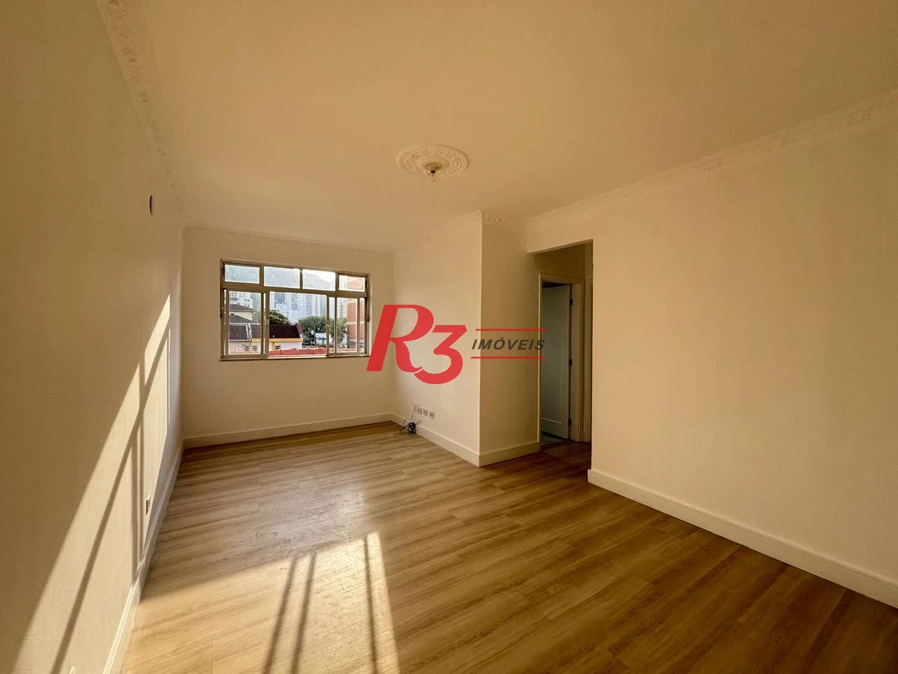 Apartamento com 2 dormitórios à venda, 59 m² por R$ 380.000,00 - Campo Grande - Santos/SP