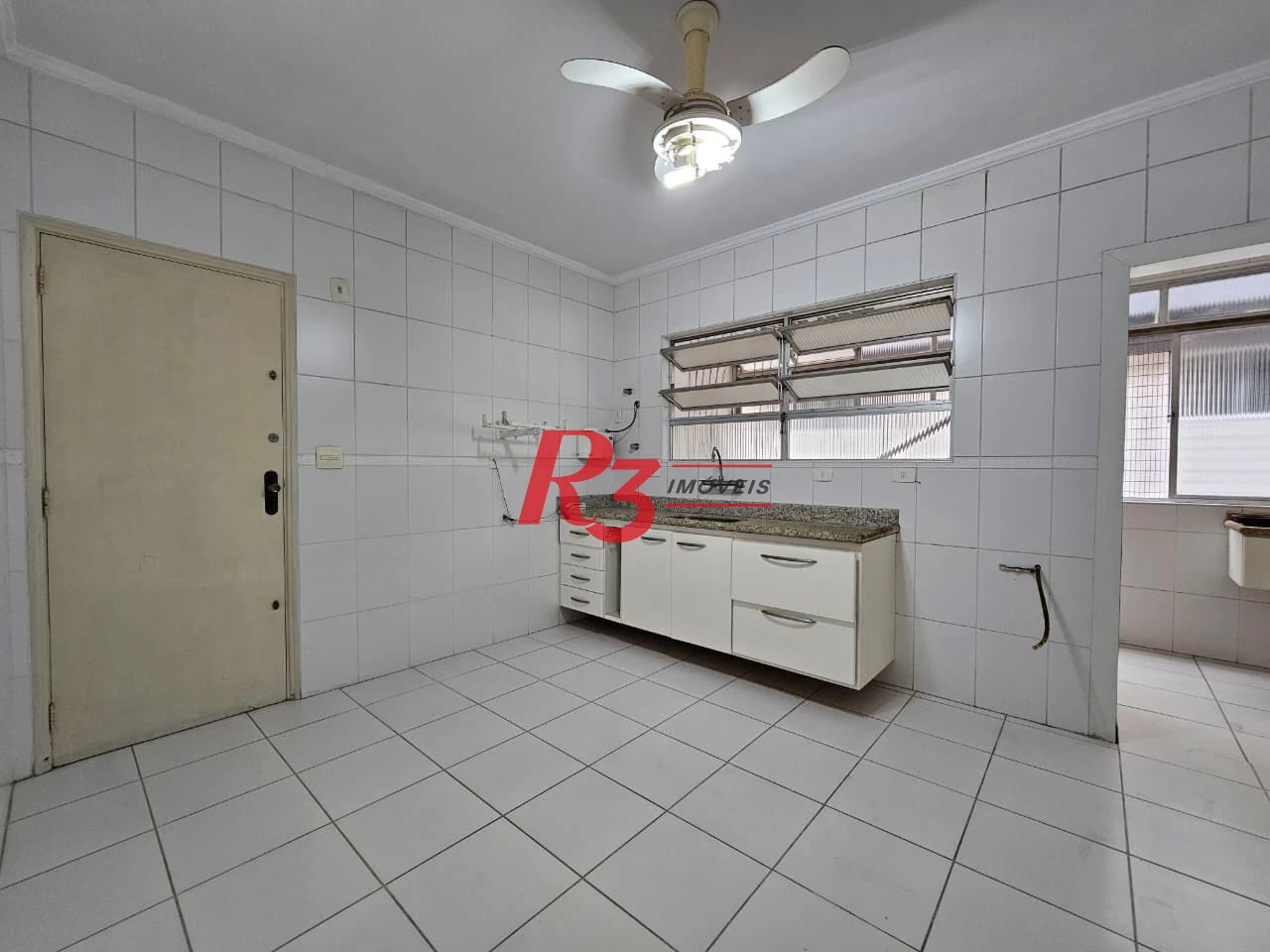 Apartamento com 2 dormitórios à venda, 50 m² por R$ 636.000,00 - José Menino - Santos/SP