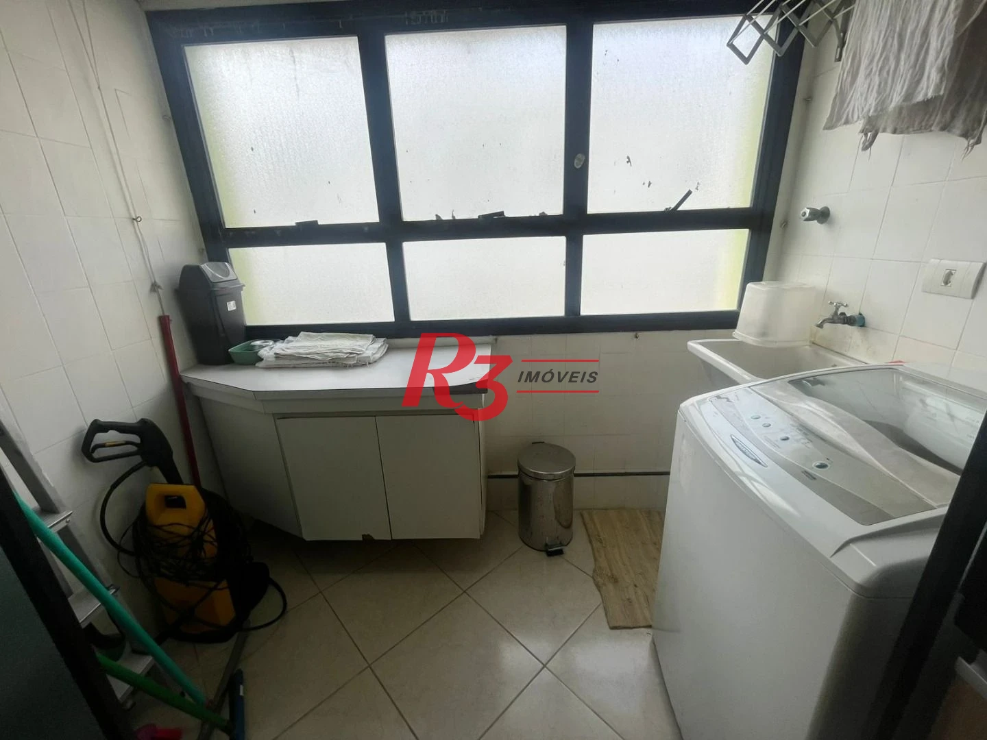 Cobertura à venda, 360 m² por R$ 1.100.000,00 - Jardim Las Palmas - Guarujá/SP