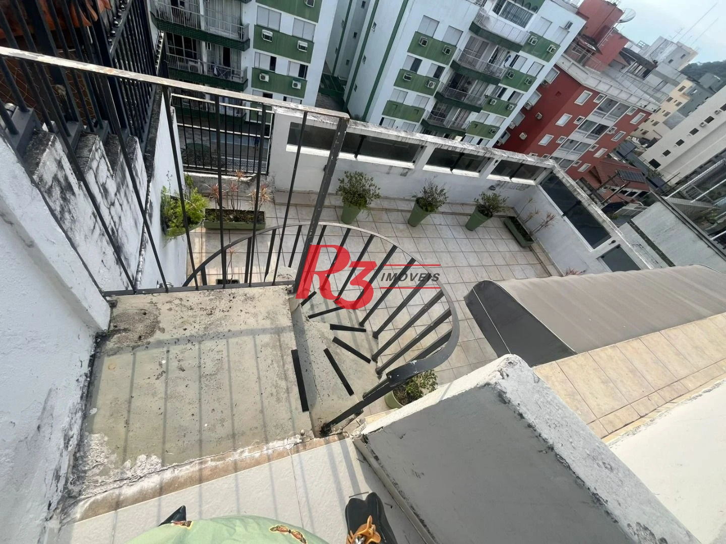 Cobertura à venda, 360 m² por R$ 1.100.000,00 - Jardim Las Palmas - Guarujá/SP