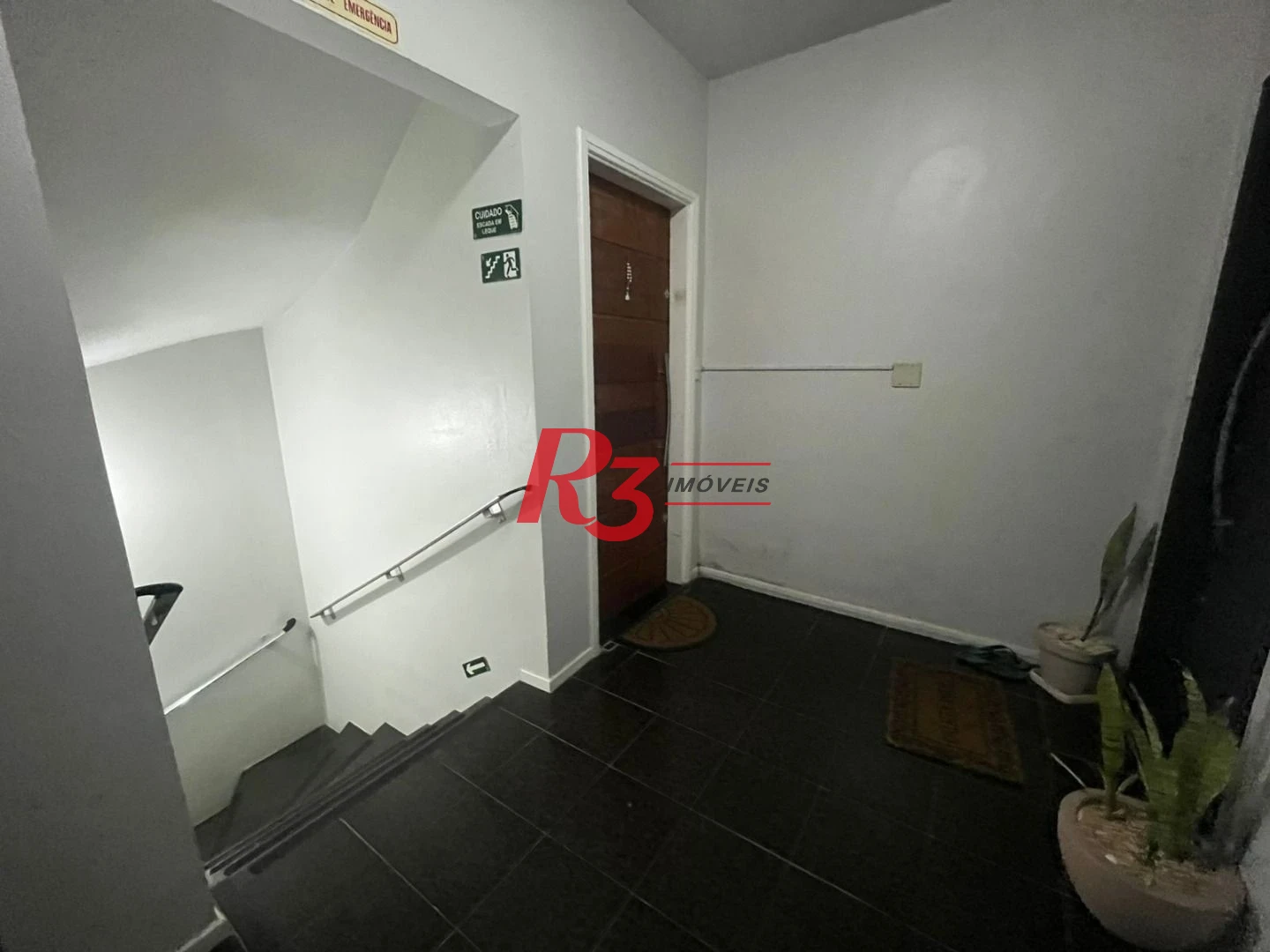Cobertura à venda, 360 m² por R$ 1.100.000,00 - Jardim Las Palmas - Guarujá/SP