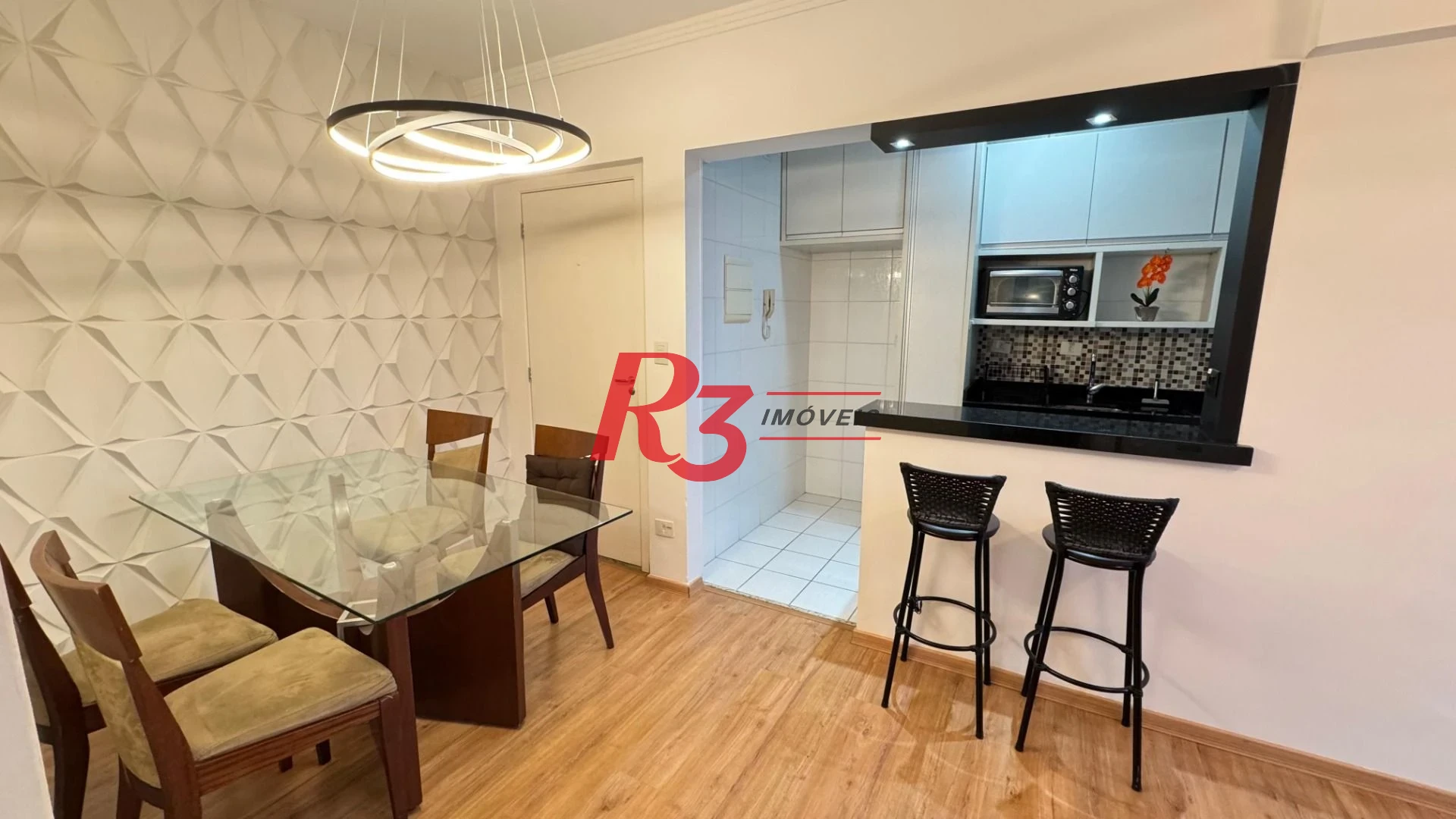 Apartamento com 2 dormitórios à venda, 51 m² por R$ 550.000,00 - Vila Matias - Santos/SP
