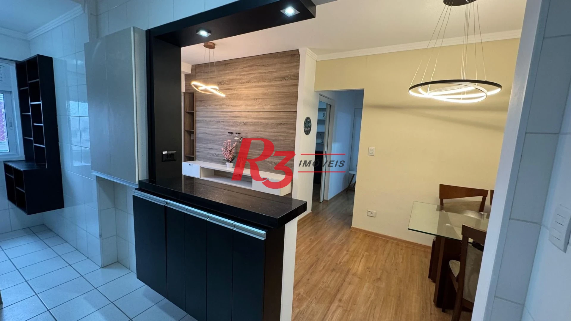 Apartamento com 2 dormitórios à venda, 51 m² por R$ 550.000,00 - Vila Matias - Santos/SP