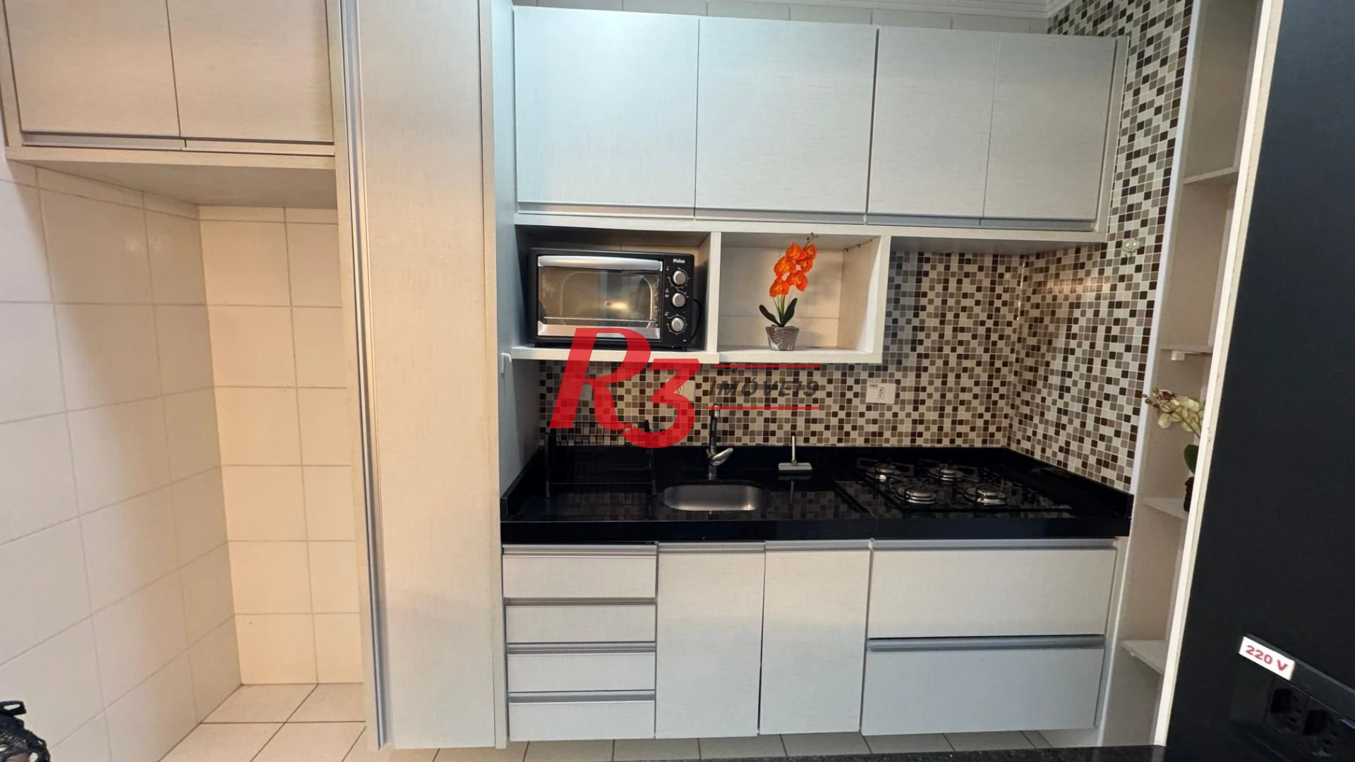 Apartamento com 2 dormitórios à venda, 51 m² por R$ 550.000,00 - Vila Matias - Santos/SP