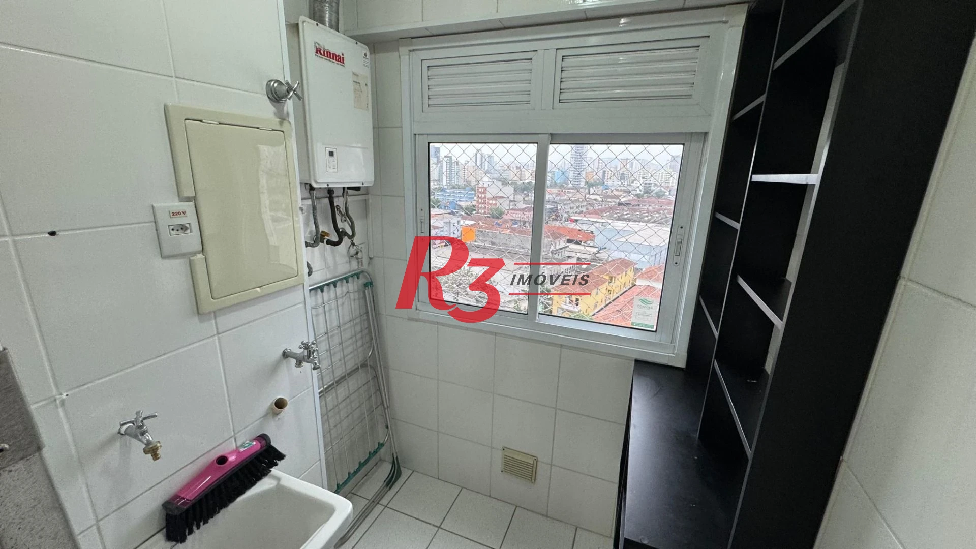 Apartamento com 2 dormitórios à venda, 51 m² por R$ 550.000,00 - Vila Matias - Santos/SP