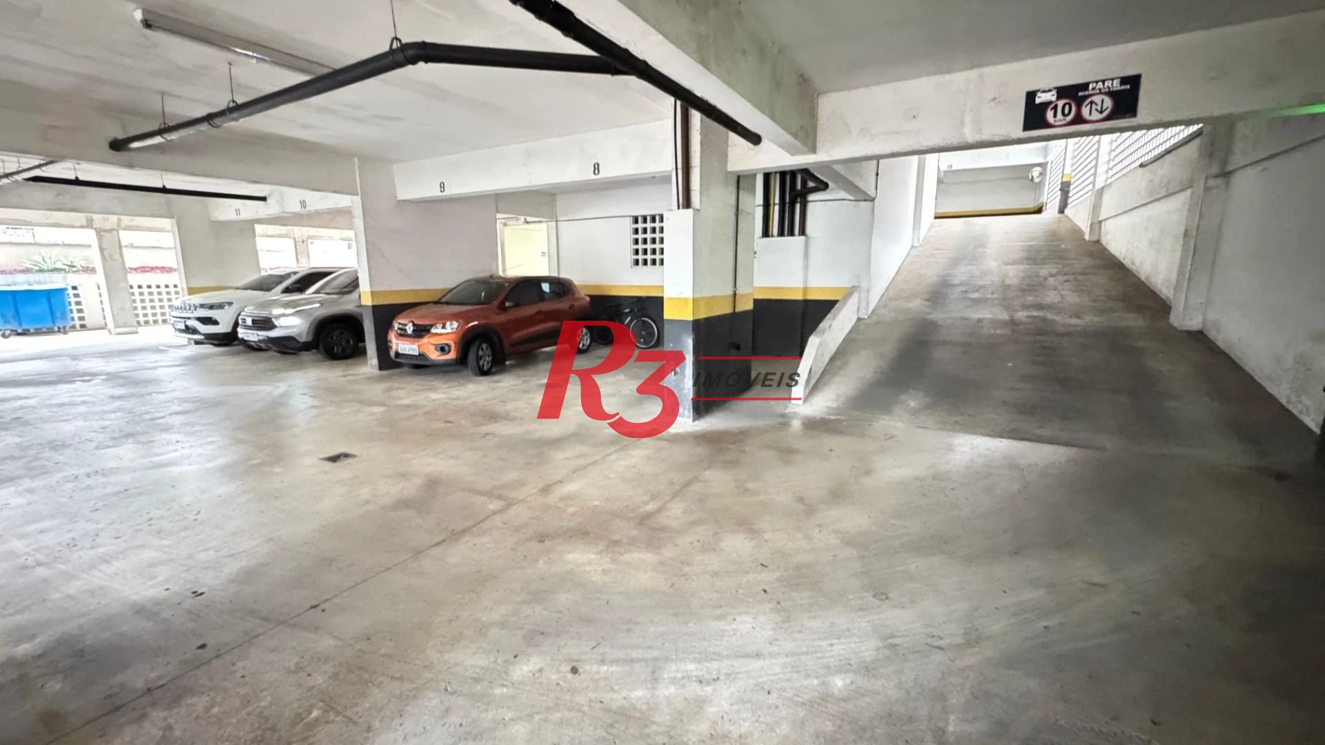 Apartamento com 2 dormitórios à venda, 51 m² por R$ 550.000,00 - Vila Matias - Santos/SP