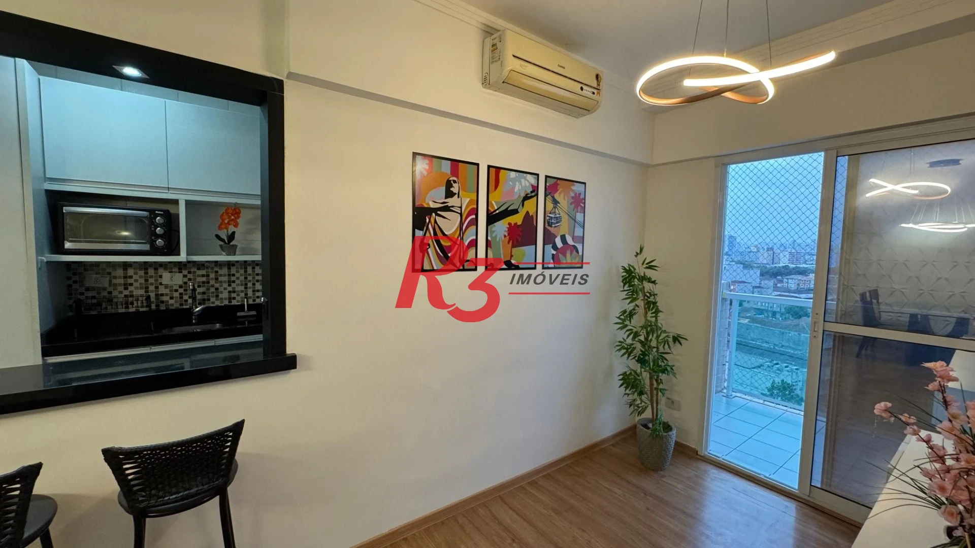 Apartamento com 2 dormitórios à venda, 51 m² por R$ 550.000,00 - Vila Matias - Santos/SP