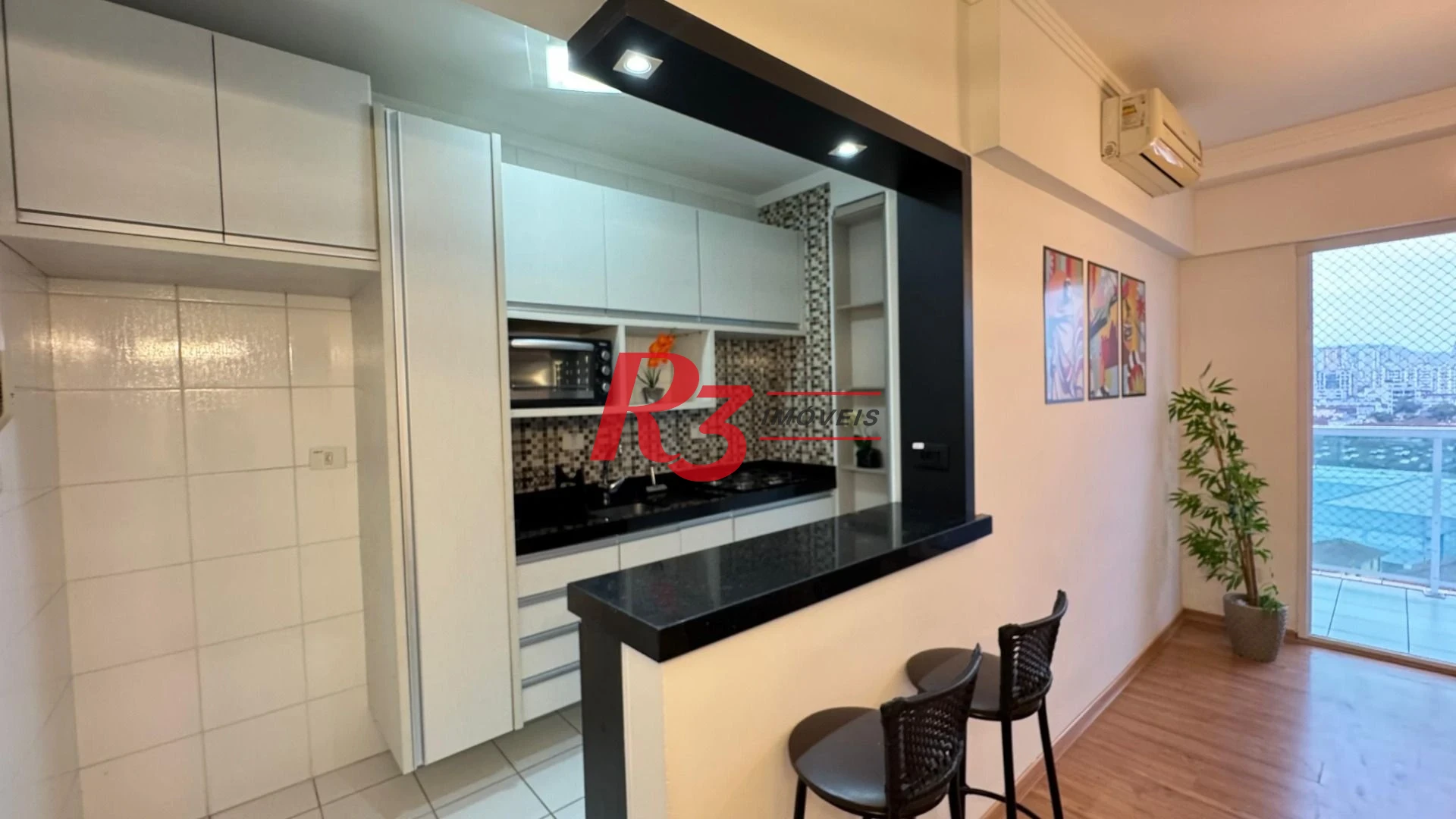 Apartamento com 2 dormitórios à venda, 51 m² por R$ 550.000,00 - Vila Matias - Santos/SP