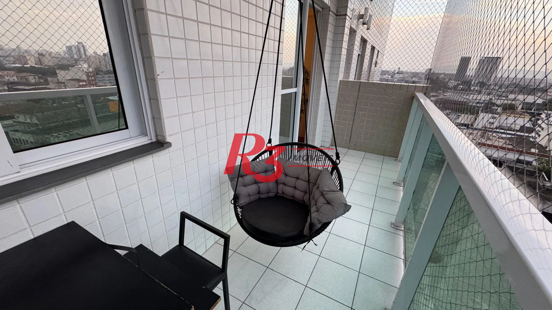 Apartamento com 2 dormitórios à venda, 51 m² por R$ 550.000,00 - Vila Matias - Santos/SP