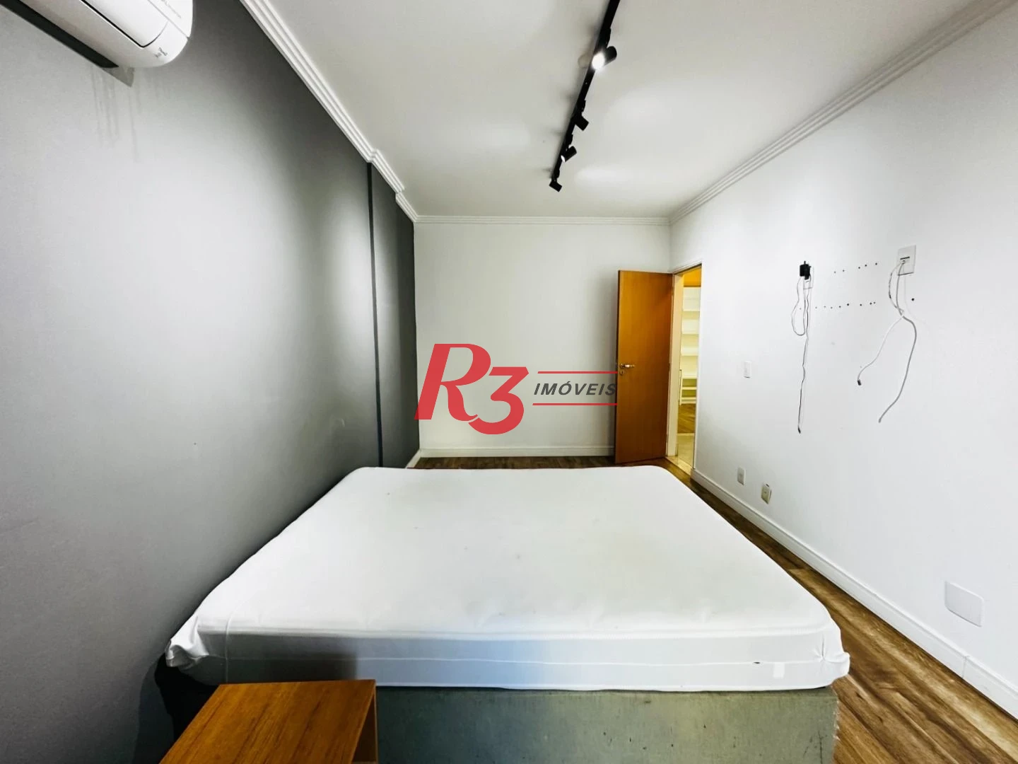 Apartamento à venda, 131 m² por R$ 850.000,00 - Ponta da Praia - Santos/SP