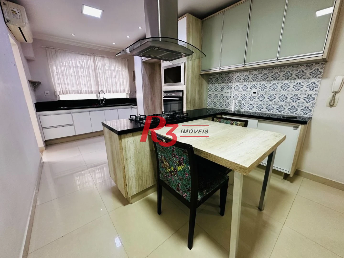 Apartamento à venda, 131 m² por R$ 850.000,00 - Ponta da Praia - Santos/SP