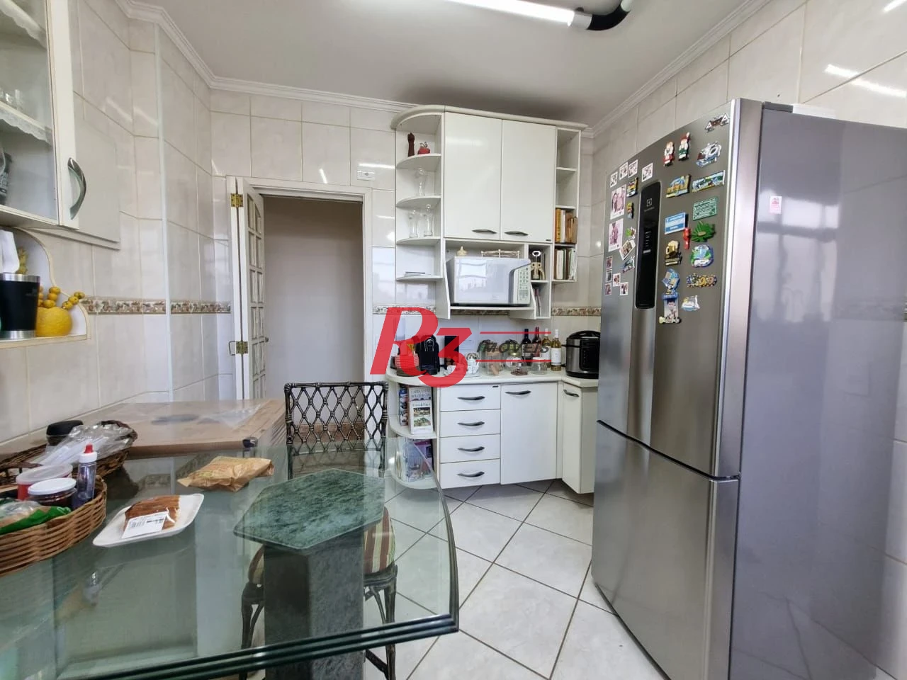 Apartamento com 2 dormitórios à venda, 95 m² por R$ 615.000,00 - Marapé - Santos/SP