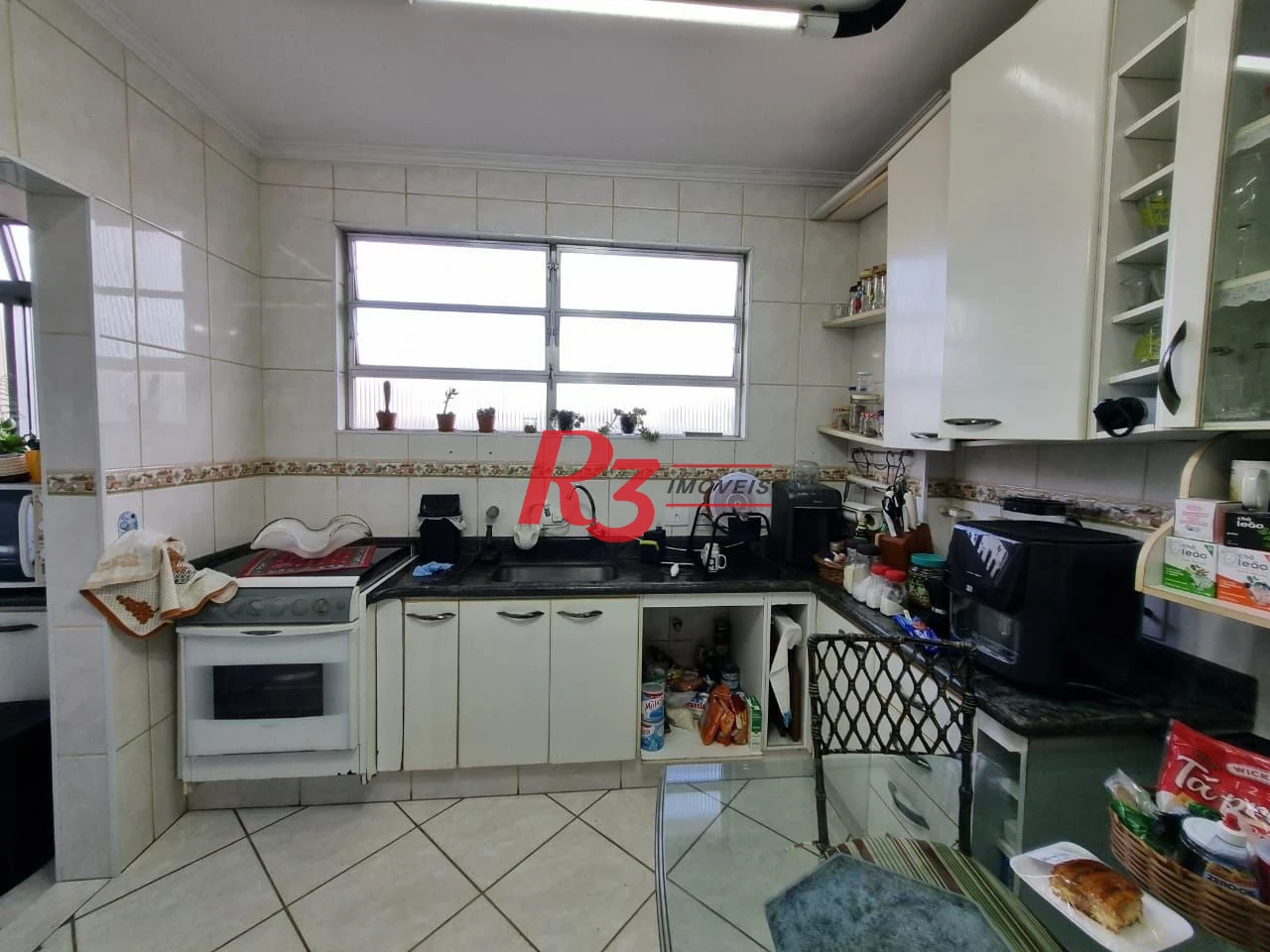 Apartamento com 2 dormitórios à venda, 95 m² por R$ 615.000,00 - Marapé - Santos/SP