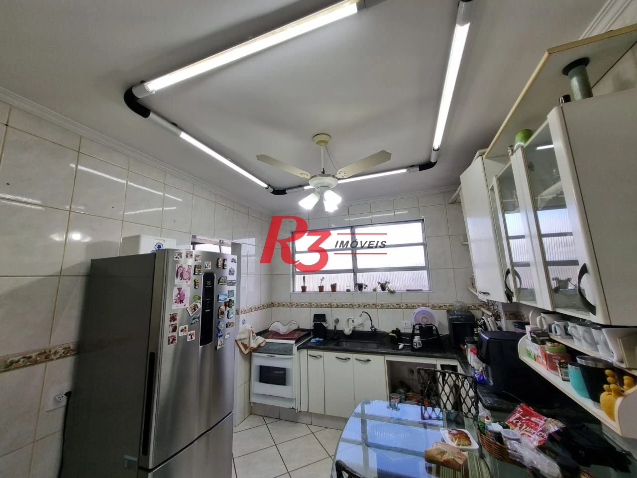 Apartamento com 2 dormitórios à venda, 95 m² por R$ 615.000,00 - Marapé - Santos/SP