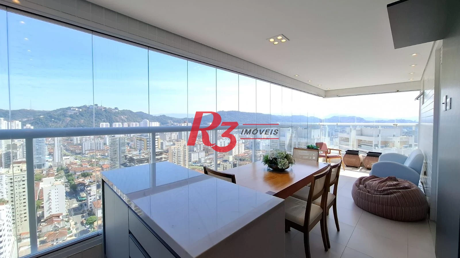 Apartamento à venda, 134 m² por R$ 2.650.000,00 - Gonzaga - Santos/SP