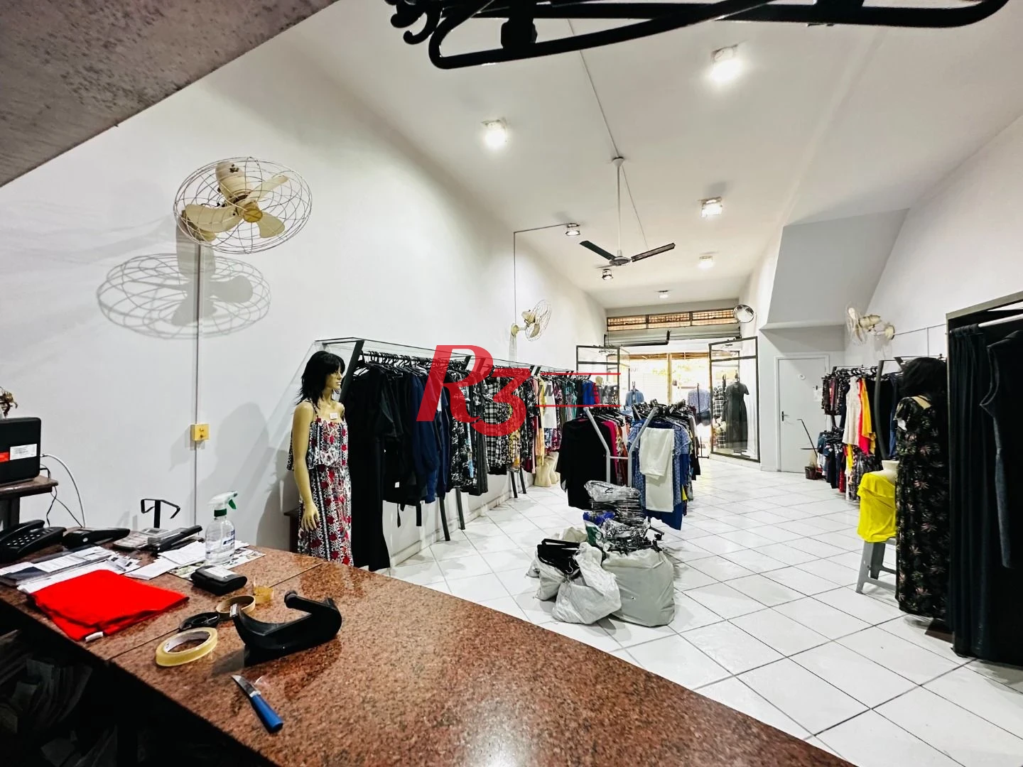 Loja, 70 m² - venda por R$ 420.000,00 ou aluguel por R$ 3.100,00/mês - Centro - Santos/SP