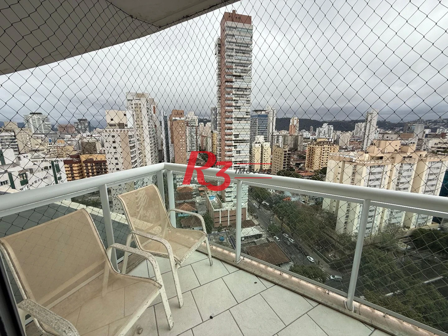 Apartamento com 3 dormitórios à venda, 119 m² por R$ 1.350.000,00 - Boqueirão - Santos/SP