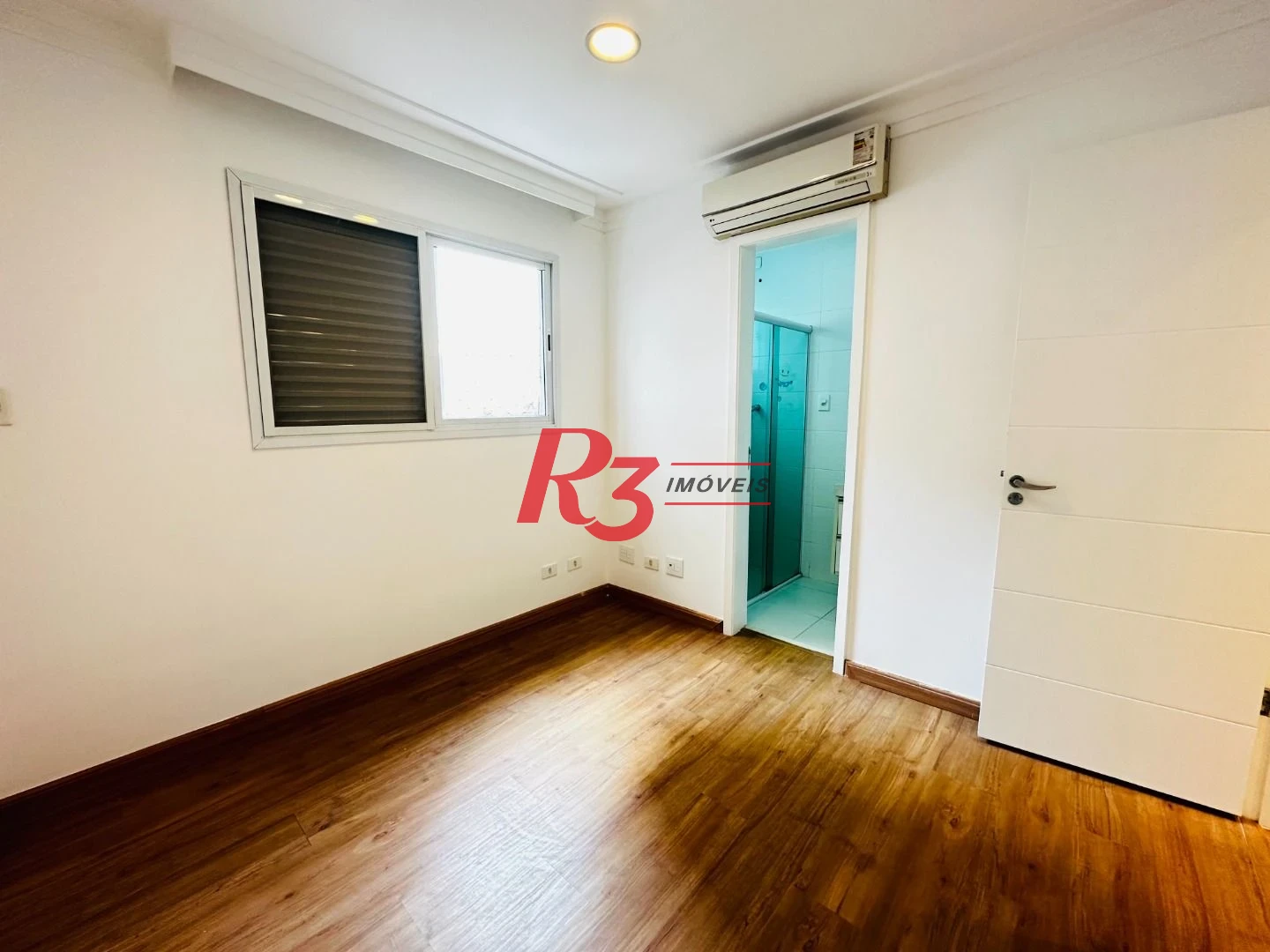 Casa à venda, 210 m² por R$ 1.234.000,00 - Vila Matias - Santos/SP