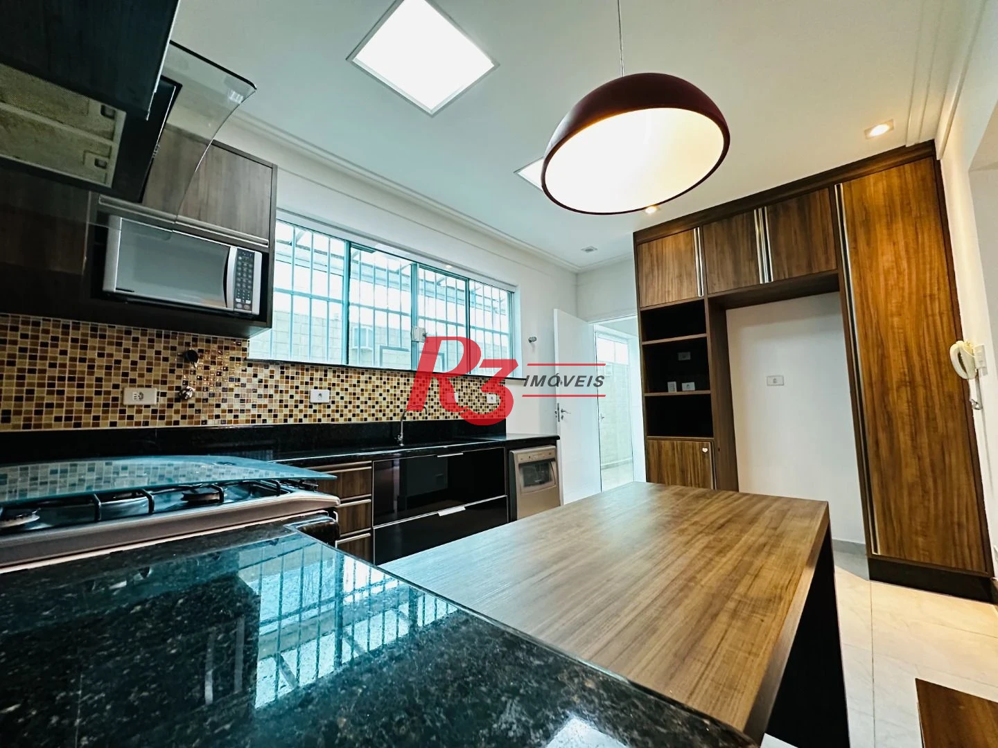 Casa à venda, 210 m² por R$ 1.234.000,00 - Vila Matias - Santos/SP