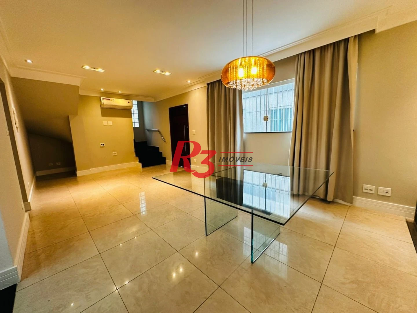 Casa à venda, 210 m² por R$ 1.234.000,00 - Vila Matias - Santos/SP