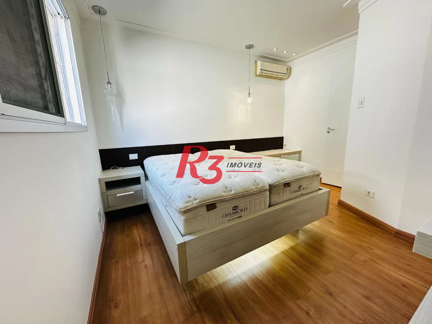 Casa à venda, 210 m² por R$ 1.234.000,00 - Vila Matias - Santos/SP