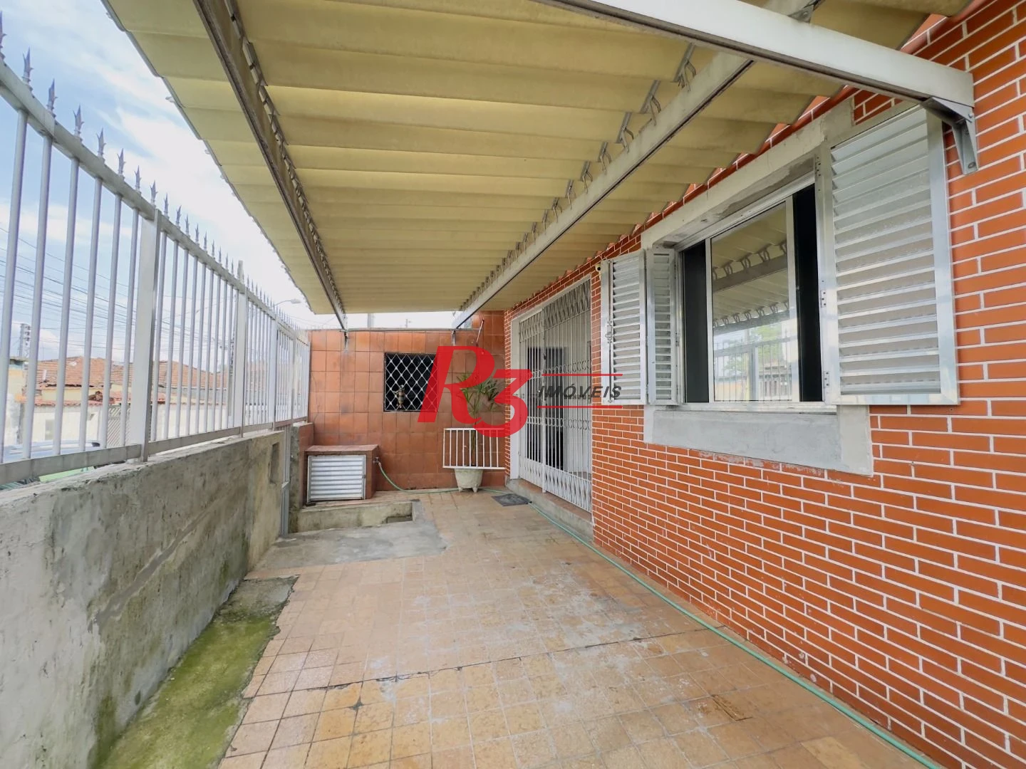 Casa à venda, 153 m² por R$ 470.000,00 - Areia Branca - Santos/SP