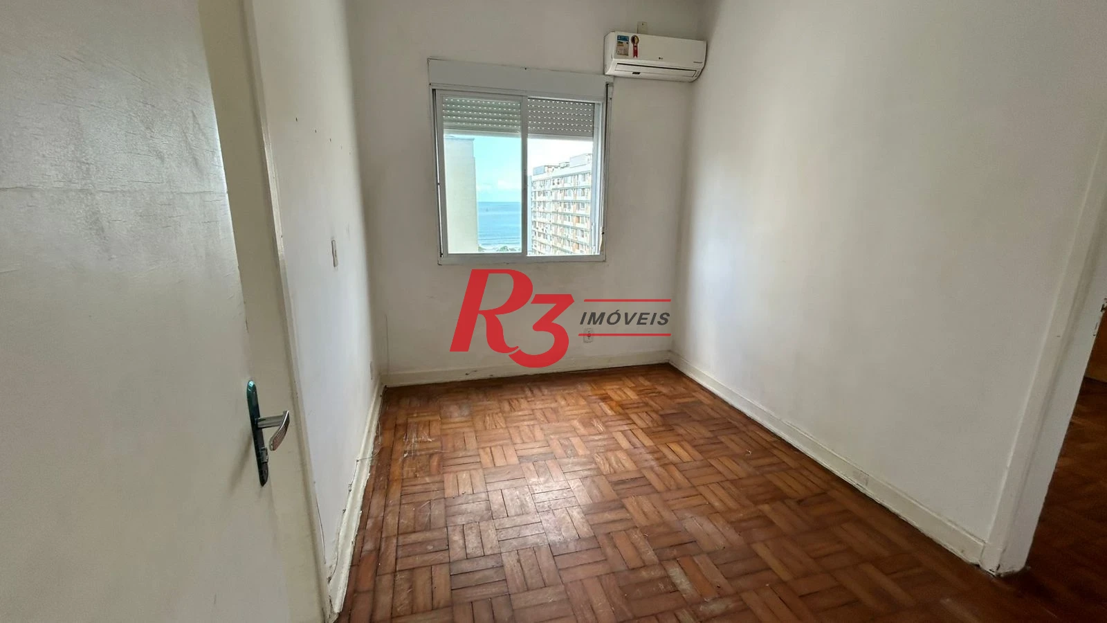 Apartamento com 1 dormitório à venda, 30 m² por R$ 250.000,00 - Embaré - Santos/SP