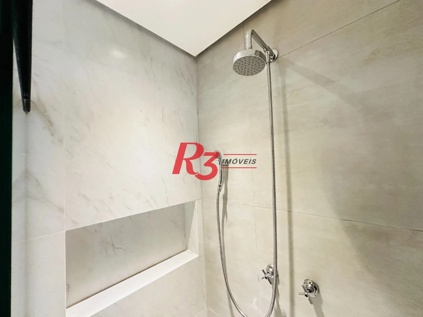 Apartamento com 2 dormitórios à venda, 65 m² por R$ 1.050.000,00 - Ponta da Praia - Santos/SP