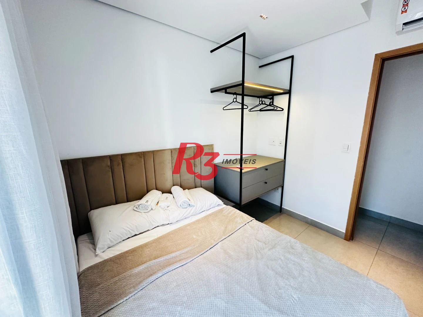 Apartamento com 2 dormitórios à venda, 65 m² por R$ 1.050.000,00 - Ponta da Praia - Santos/SP