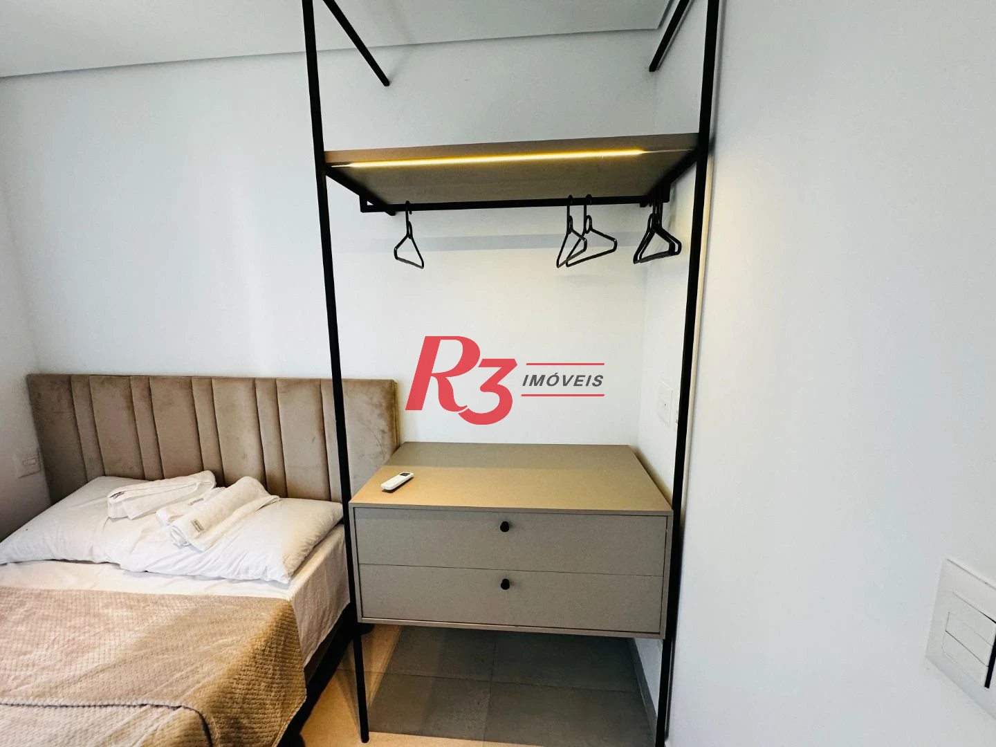 Apartamento com 2 dormitórios à venda, 65 m² por R$ 1.050.000,00 - Ponta da Praia - Santos/SP