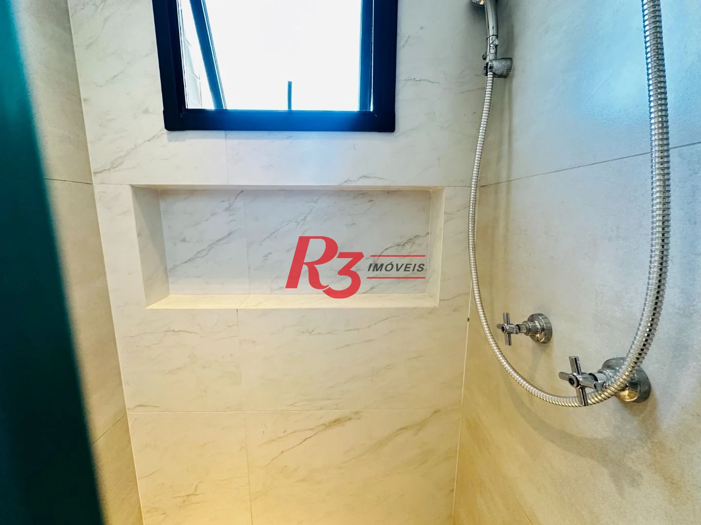 Apartamento com 2 dormitórios à venda, 65 m² por R$ 1.050.000,00 - Ponta da Praia - Santos/SP