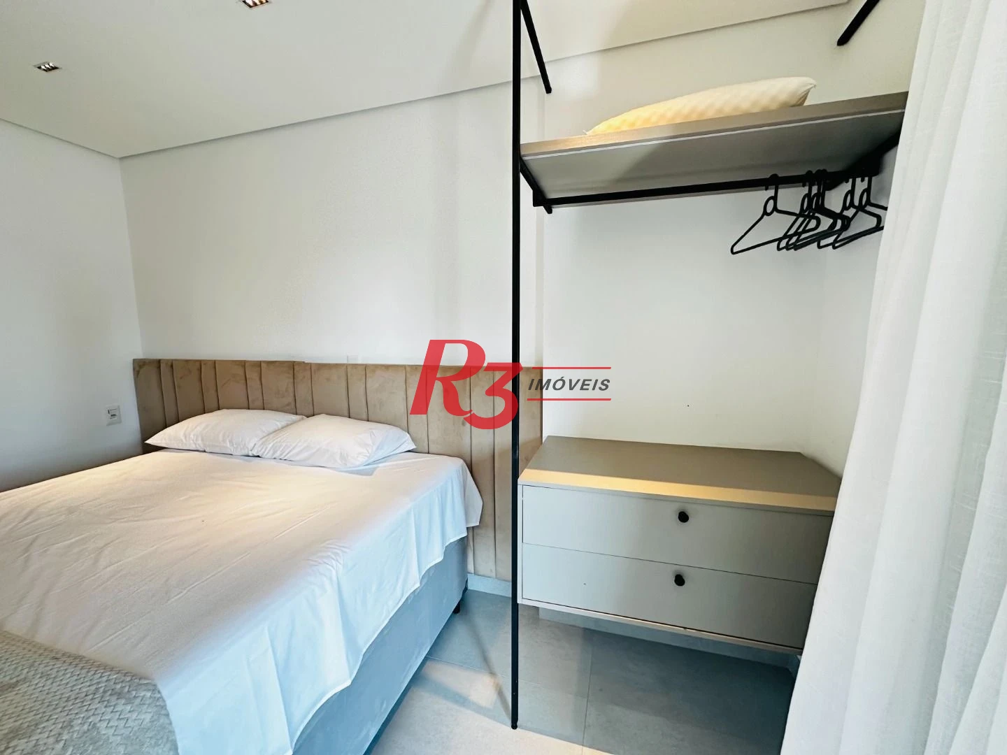 Apartamento com 2 dormitórios à venda, 65 m² por R$ 1.050.000,00 - Ponta da Praia - Santos/SP