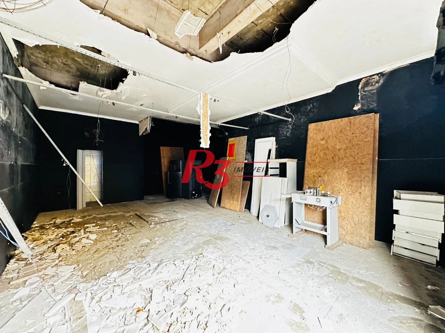 Terreno à venda, 718 m² por R$ 4.004.000,00 - Vila Nova - Santos/SP