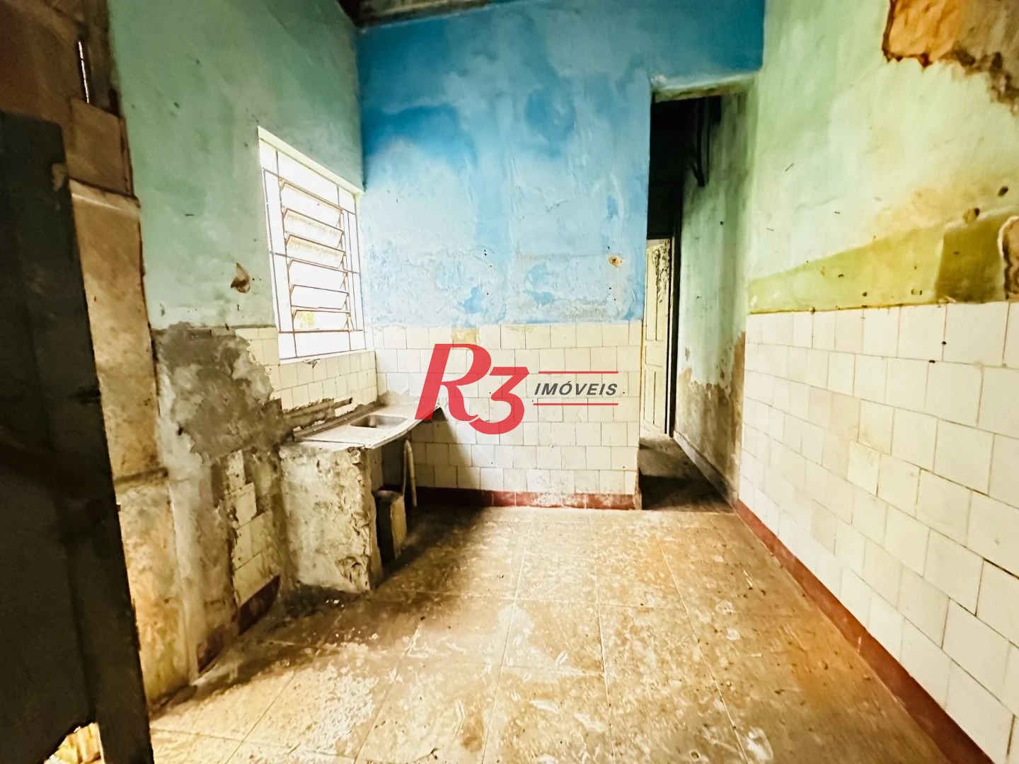 Terreno à venda, 718 m² por R$ 4.004.000,00 - Vila Nova - Santos/SP