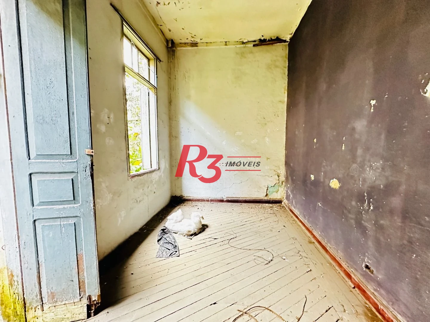 Terreno à venda, 718 m² por R$ 4.004.000,00 - Vila Nova - Santos/SP