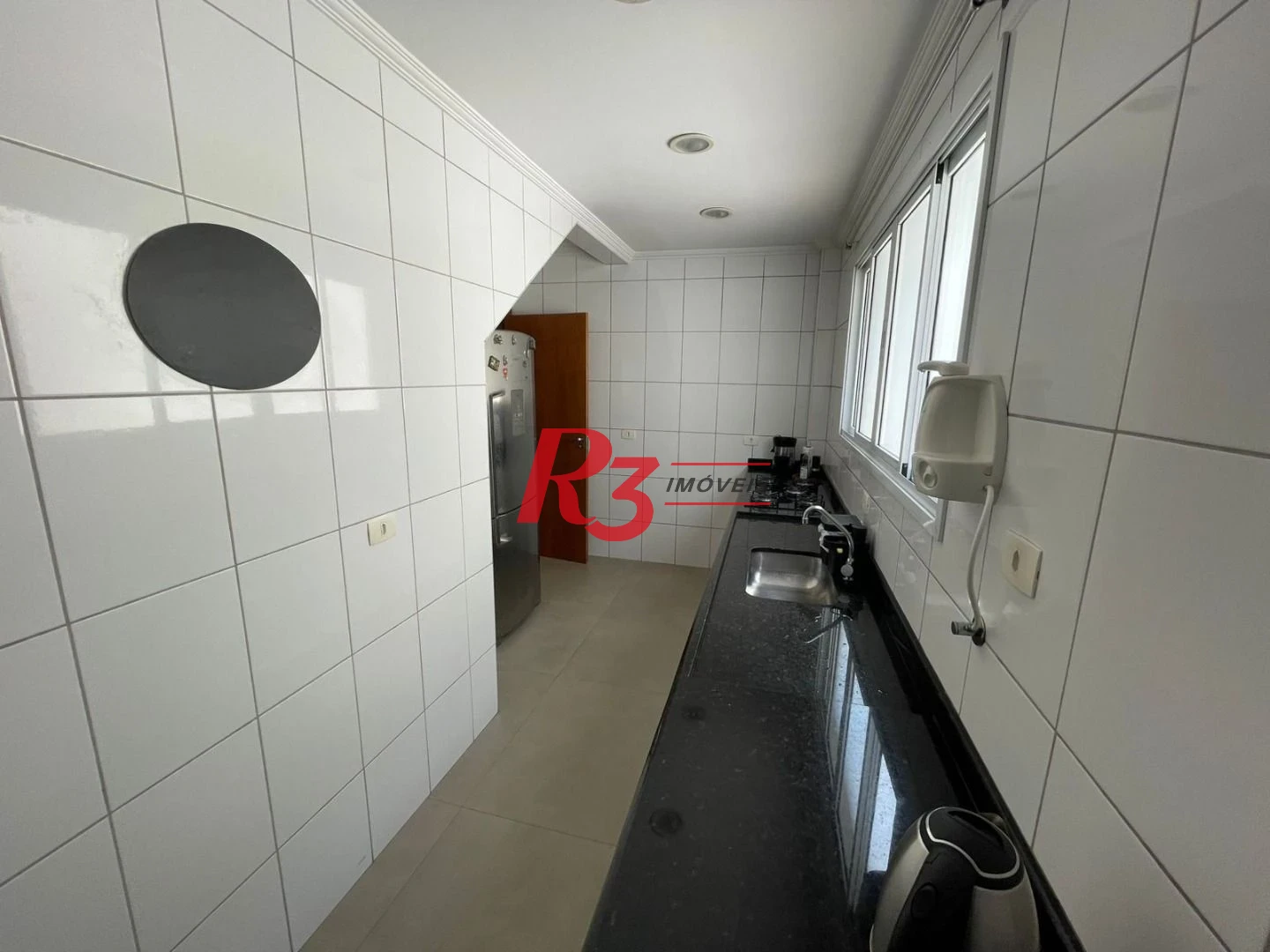 Sobrado, 334 m² - venda por R$ 2.350.000,00 ou aluguel por R$ 18.000,00/mês - Boqueirão - Santos/SP
