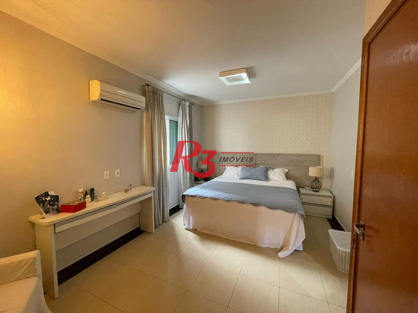 Sobrado, 334 m² - venda por R$ 2.350.000,00 ou aluguel por R$ 18.000,00/mês - Boqueirão - Santos/SP
