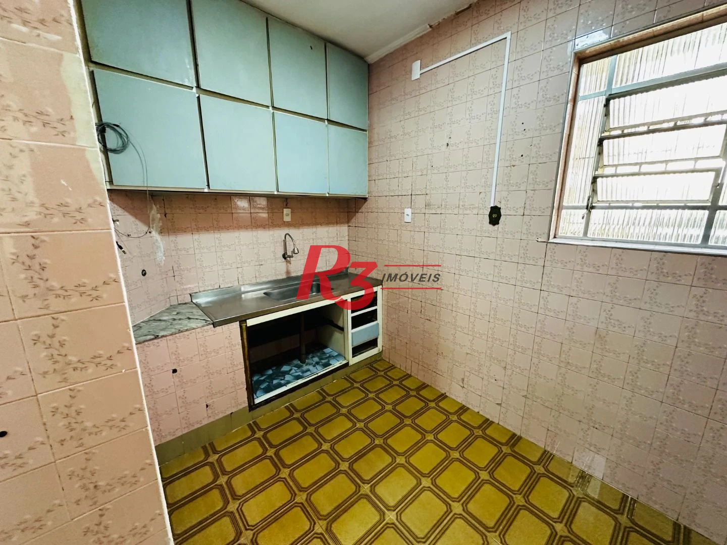 Sobrado com 3 dormitórios à venda, 248 m² por R$ 1.200.000,00 - Vila Belmiro - Santos/SP