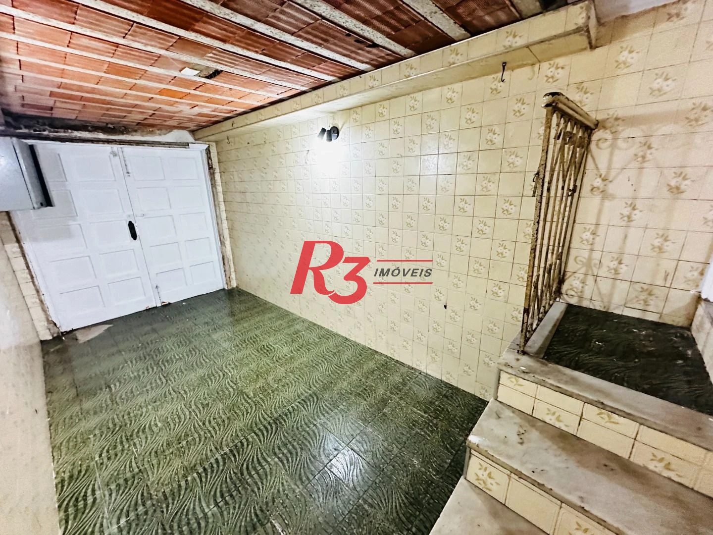 Sobrado com 3 dormitórios à venda, 248 m² por R$ 1.200.000,00 - Vila Belmiro - Santos/SP