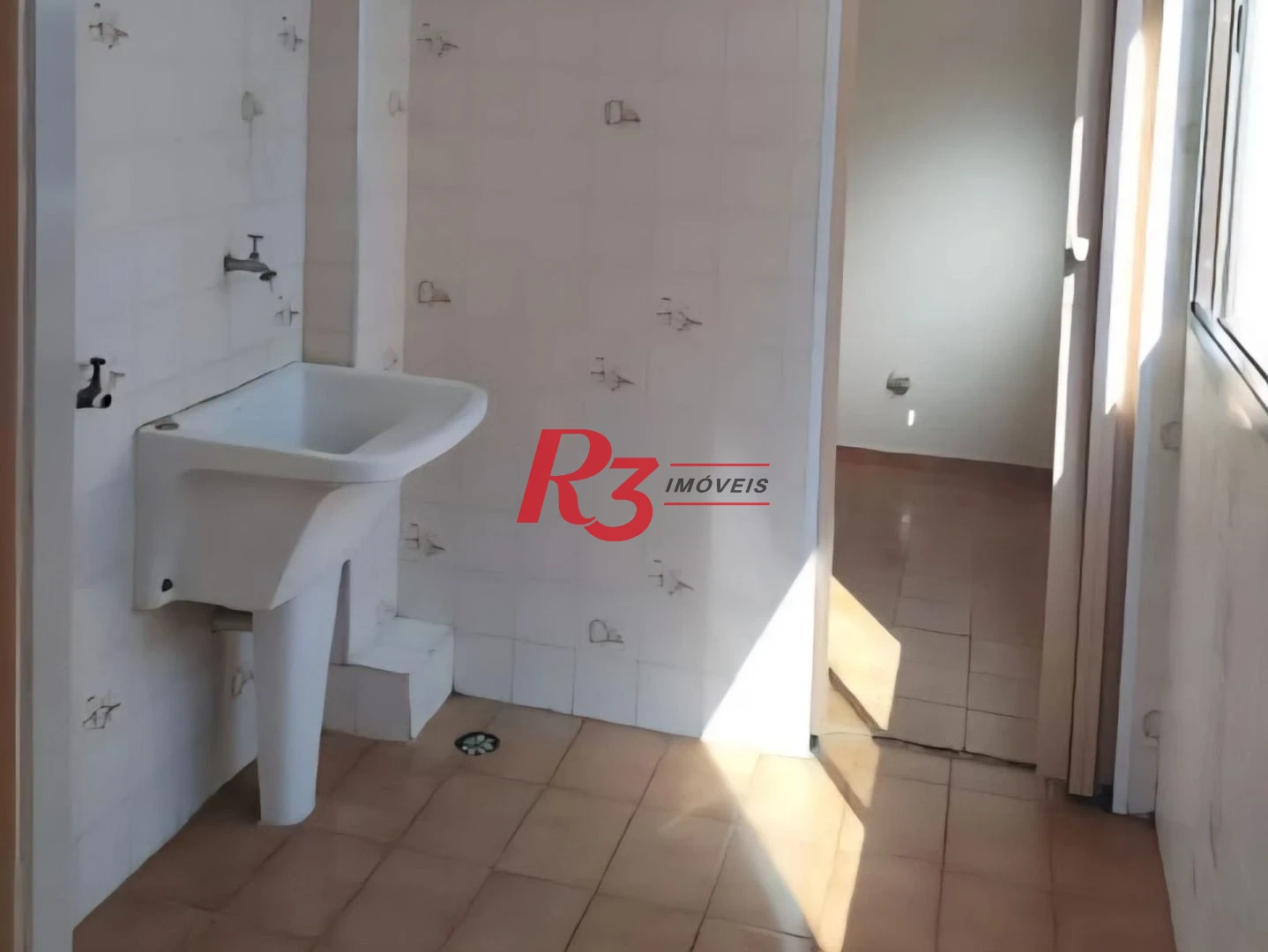 Apartamento com 2 dormitórios à venda, 110 m² por R$ 650.000,00 - Ponta da Praia - Santos/SP