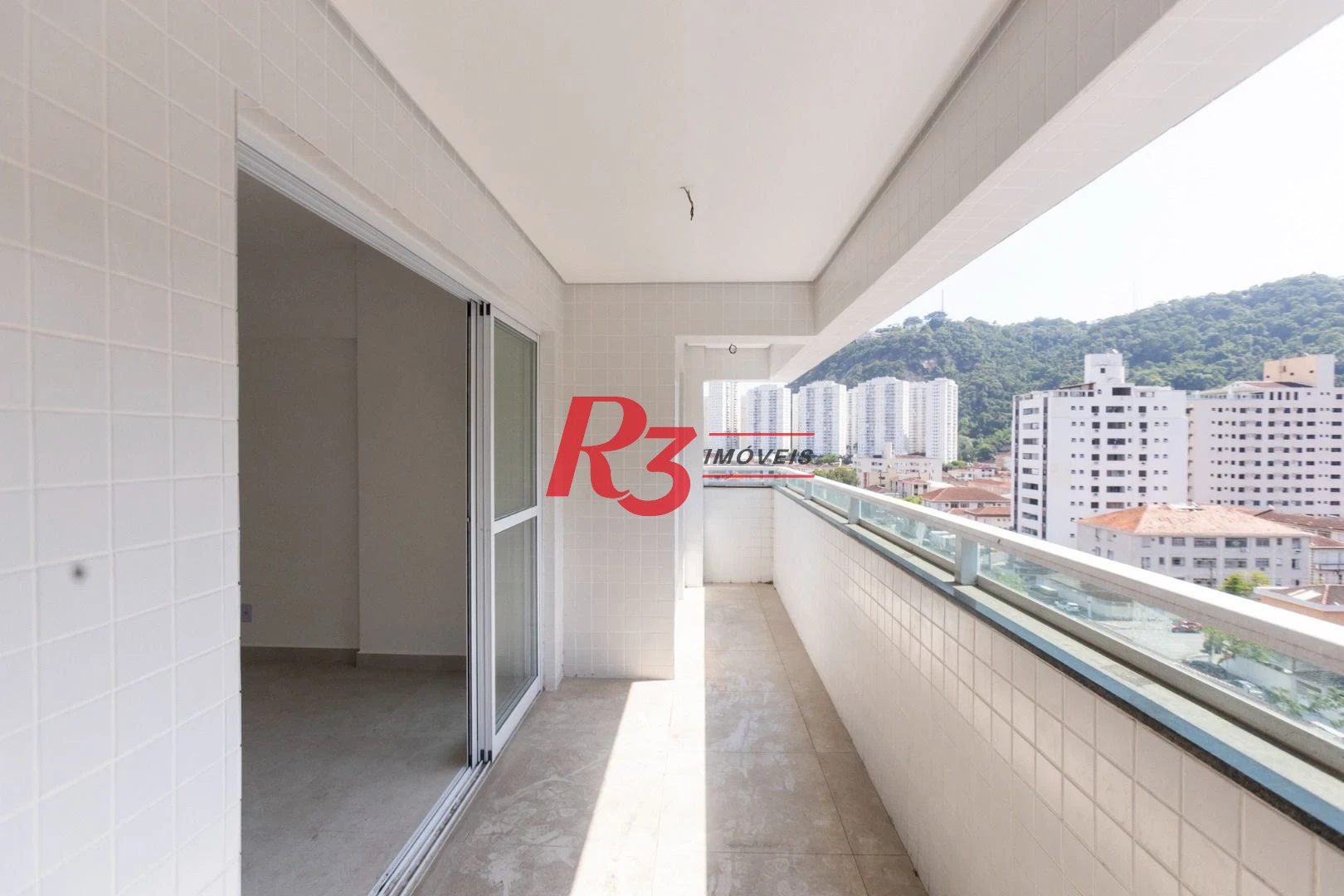 Apartamento com 2 dormitórios à venda, 59 m² por R$ 585.000,00 - Marapé - Santos/SP