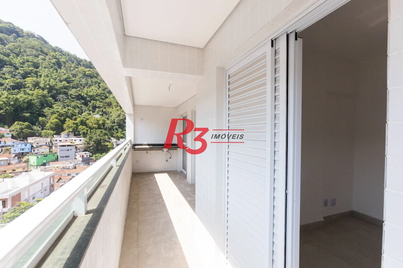 Apartamento com 2 dormitórios à venda, 59 m² por R$ 585.000,00 - Marapé - Santos/SP